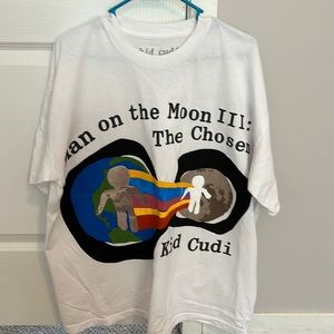 Kid Cudi man on the moon 3 album t shirt.